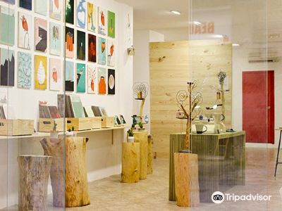 Ana Yael Art Gallery