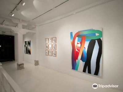 Delimbo Gallery