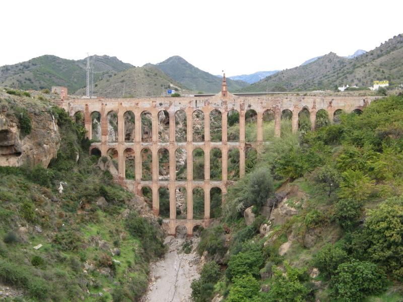 Acueducto Del Aguila