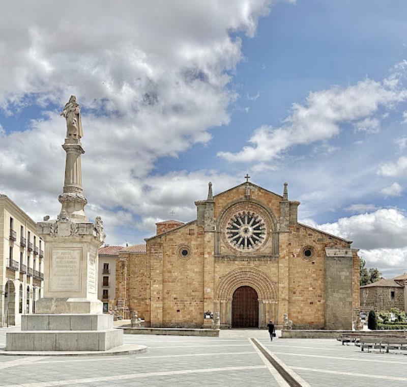 Plaza del Mercado Grande, Plaza de Santa Teresa de Jesus