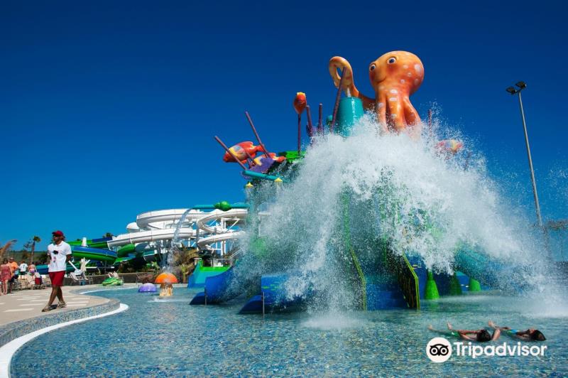 Aqualava Waterpark门票
