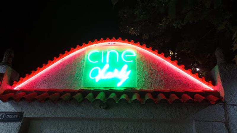 Cine Terraza Charly