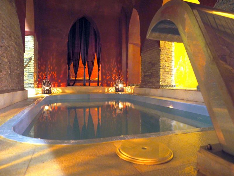 Elvira Traditional Baths