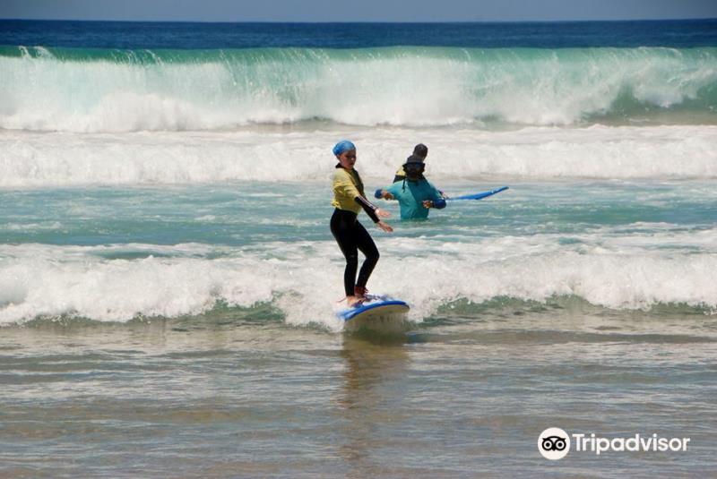 Amanay Surf School