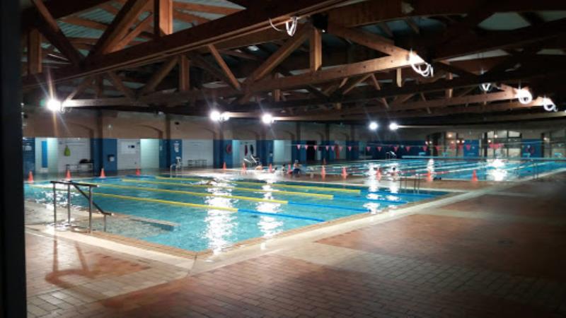 Piscinas Polideportivo Municipal Germans Escalas
