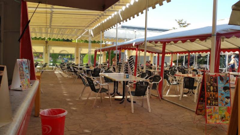 Complejo Deportivo Municipal Alhóndiga - Sector III