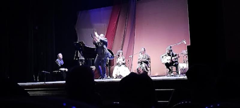 Teatro Municipal Vicente Espinel