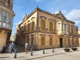 Plaça d'Alfons III