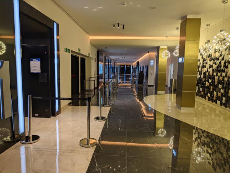 Cine Yelmo Premium Bahía Sur