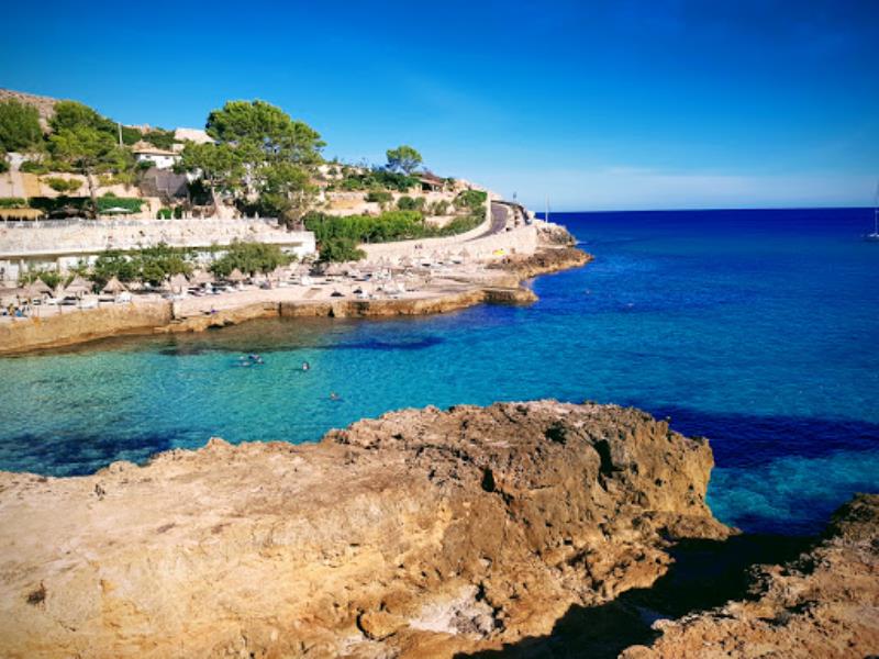 Platja de Cala Barques