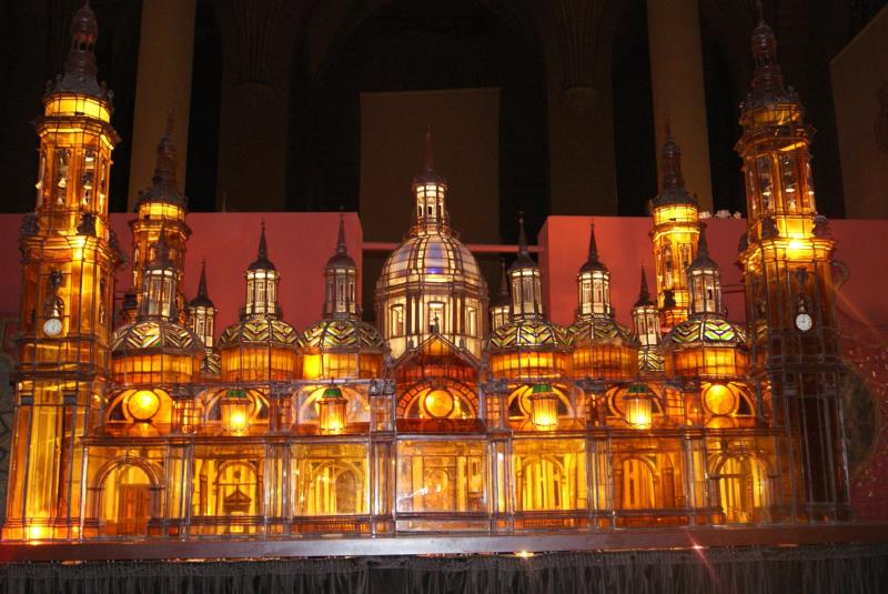 Museo de los Faroles y Rosario de Cristal