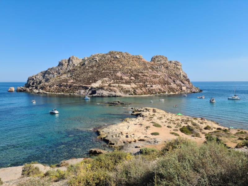 La Playa Amarilla