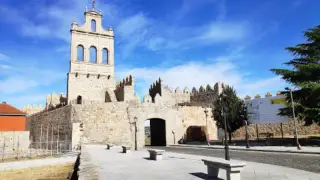 Access Bridge of Ávila Walls