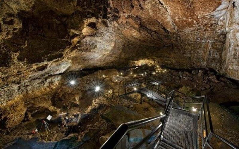 Cueva El Pendo