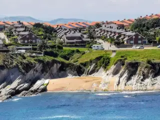 Cerrias Beach