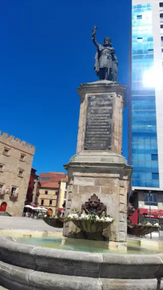 Paseo Muro de San Lorenzo. Gijón