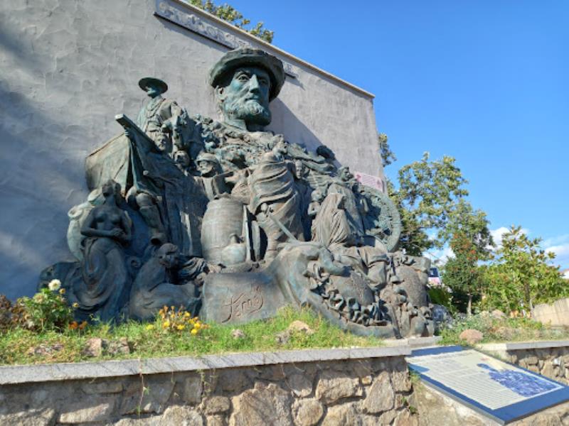 Monumento Emperador Carlos V