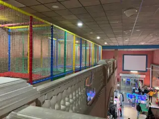 Centro de ocio familiar Bowlingvico