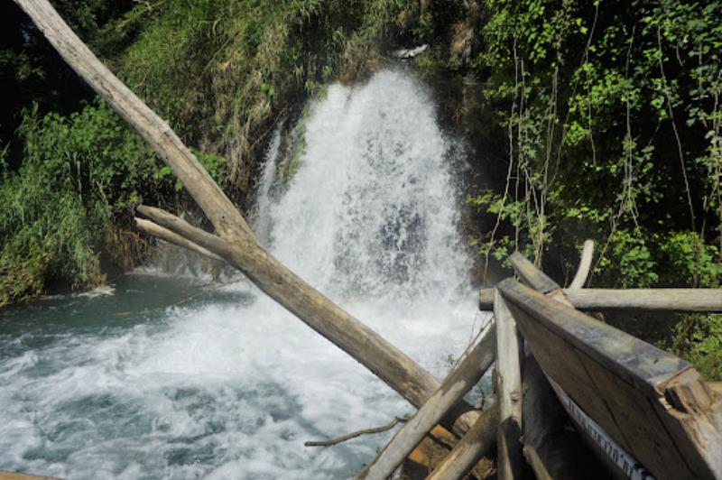 Ruta de las cascadas de Anna