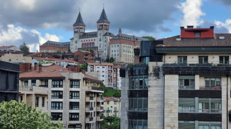 Antiguo Berri Zinemak