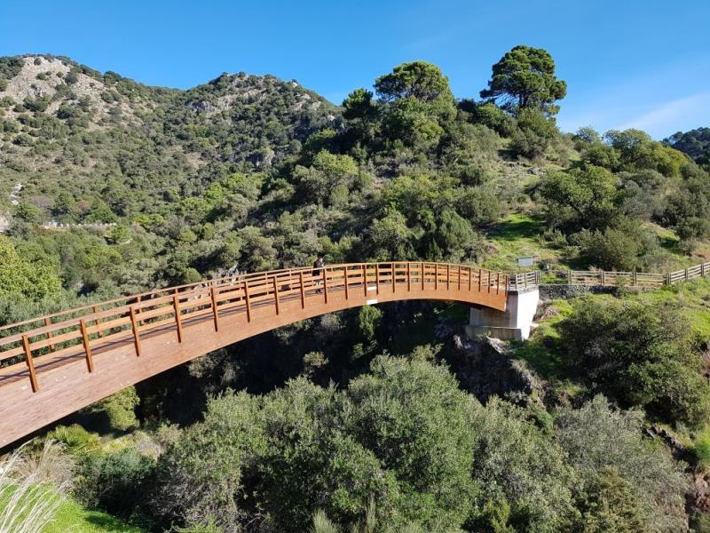 Acequica del Guadalmina Trail