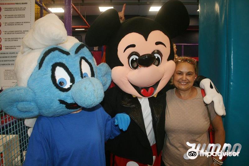 Jumpo Trampoline Park