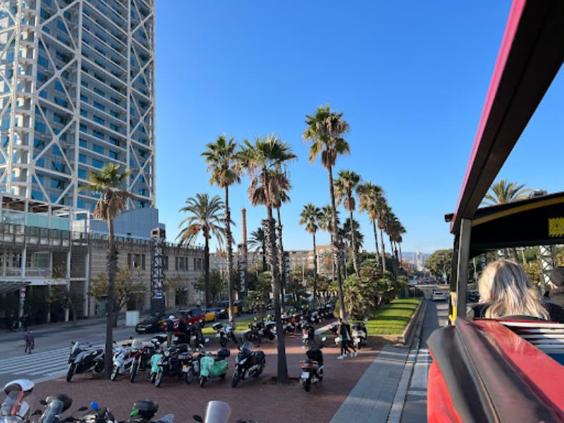 Barcelona Bus Turístic (Hop on Hop off Barcelona)