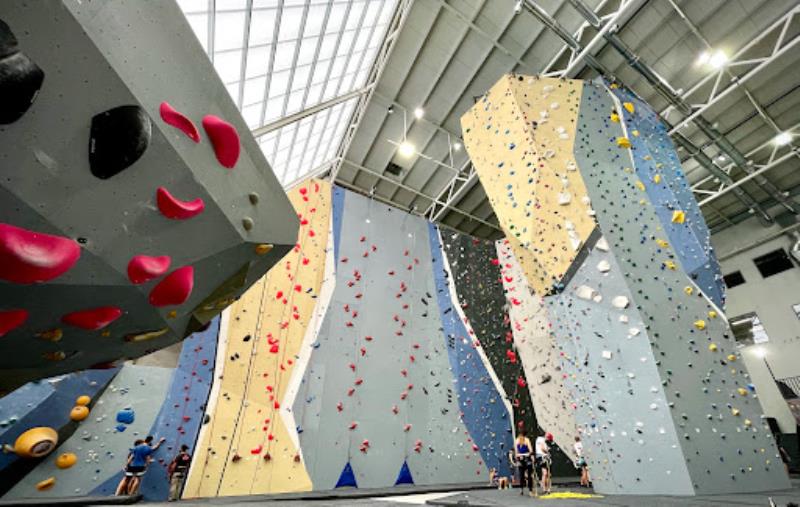 Sharma Climbing Madrid
