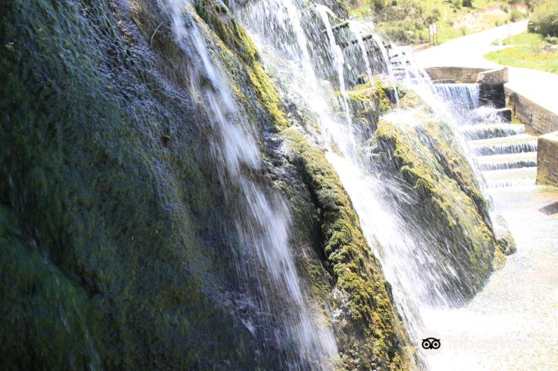 Fuente De Los 100 Caños