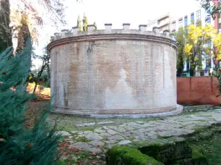 Roman Mausoleum