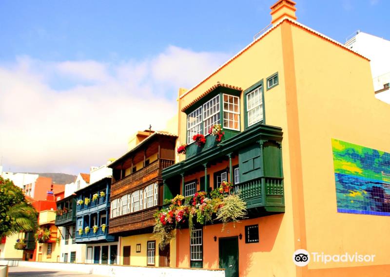 Balcones de la avenida Maritima
