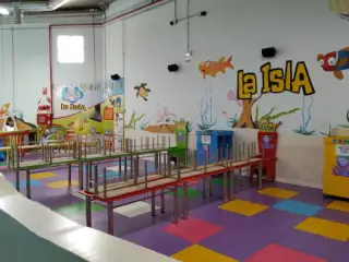 La Isla Parque Infantil.