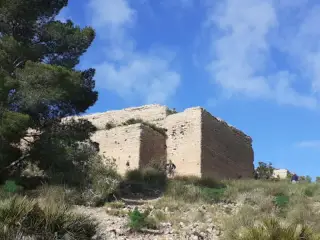 Area De Recreo Castillo De La Asomada