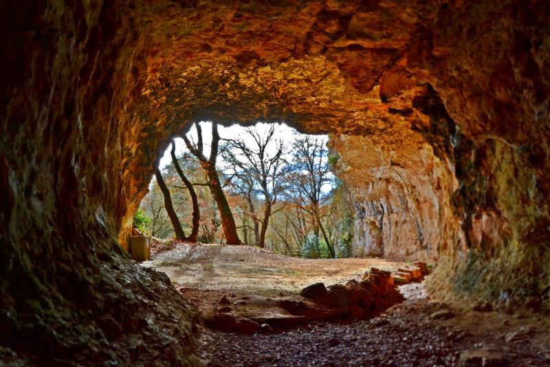 Coves del Toll