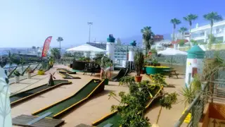 Mini-golf