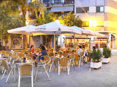 María Mandiles Plaza Manises