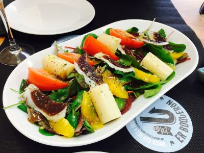 Crudo Bar