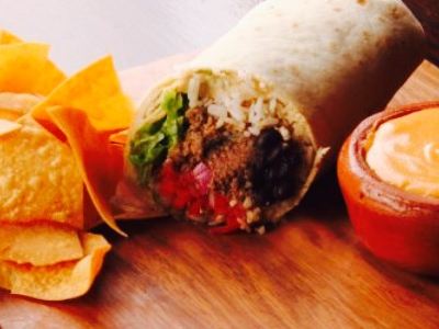Cuates Burger & Taco Bar