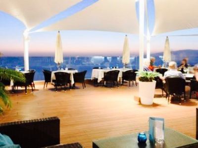 The Edge Restaurant & Cocktail Bar