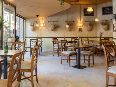 Algrano Bistro