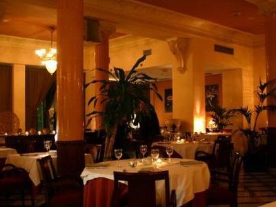 La Lluna Restaurant