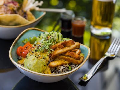Rumbo Bar & Eatery