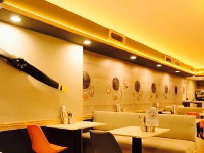 Travel & Eat