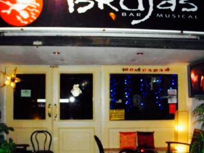 Brujas Bar