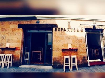 El Espartero Restaurante & Bar